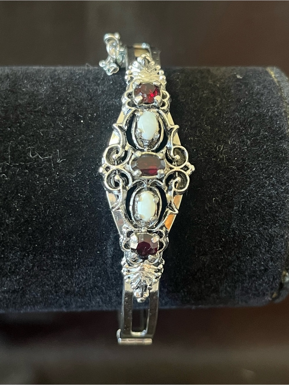 Vintage Sarah Coventry Opal Treasure & Garnet Silver Tone Hinged Bangle Bracelet